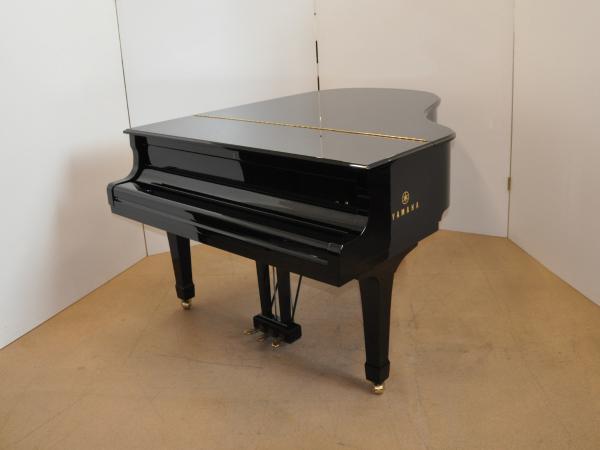 Yamaha C3 (186 cm) - Image 2