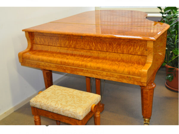 Seiler Prado 180 - Image 3